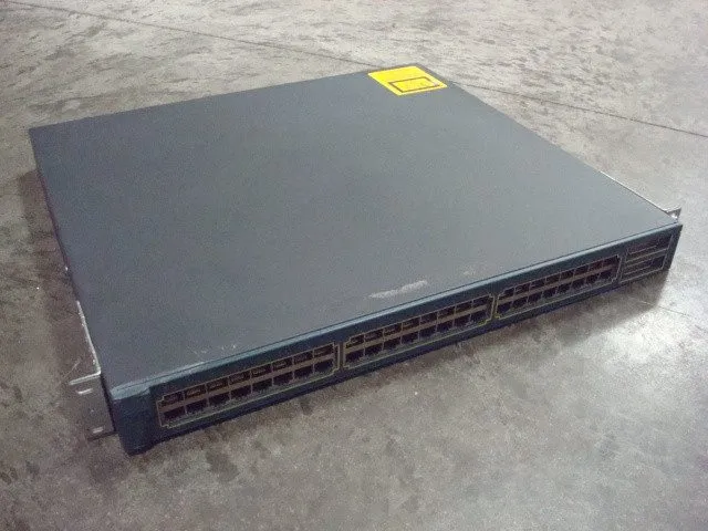 Коммутатор Cisco WS-C3550-48-SMI 48-Port Ethernet Network Switch Catalyst 3550