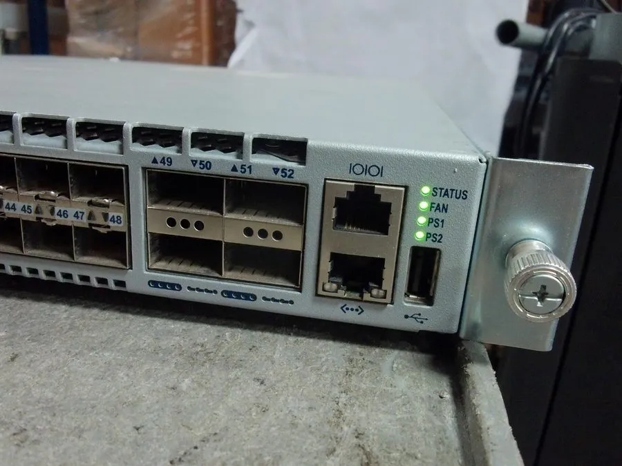 Коммутатор Arista DCS-7280SE-64 48-Port 10G SFP+ 4-Port QSFP Network Switch