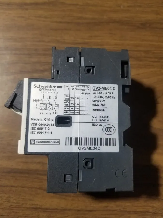 Автоматический выключатель GV2-ME04C Motor Starter 0.4 0.63 A Circuit Breaker
