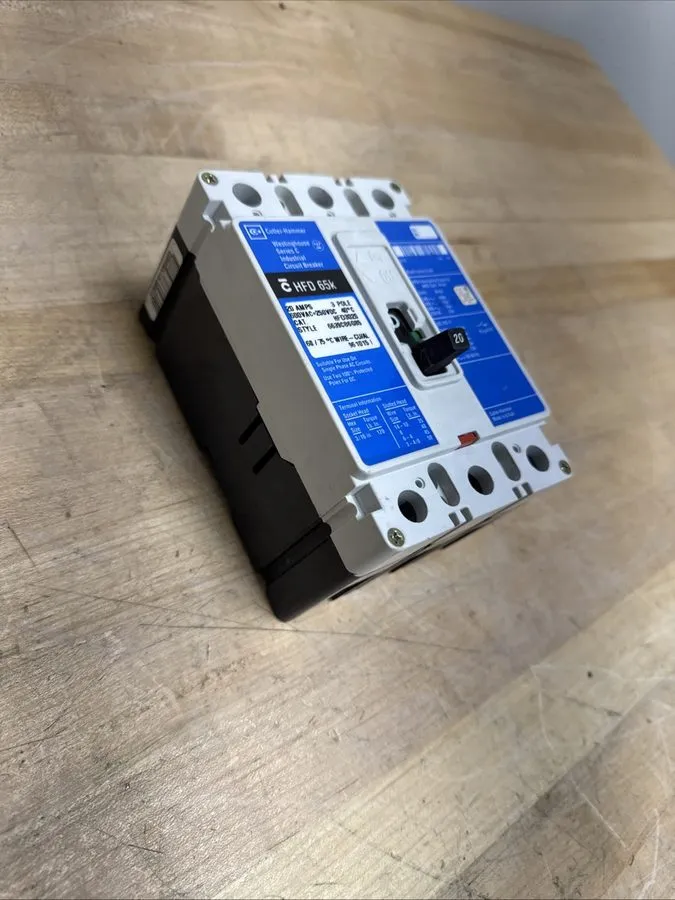 Автоматический выключатель EATON HFD3020 3 pole 20 amp 600 VAC 65kA@480v Type HF
