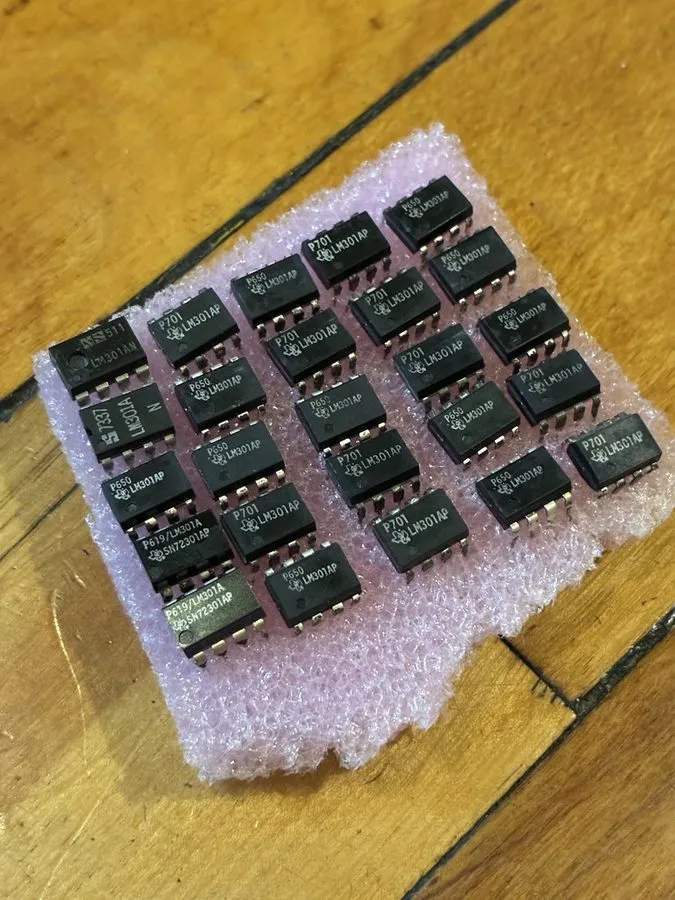 Микросхема LM301 LM301AP Texas Instruments Opamp Amplifier Signetics 1970s IC — фото лота 1