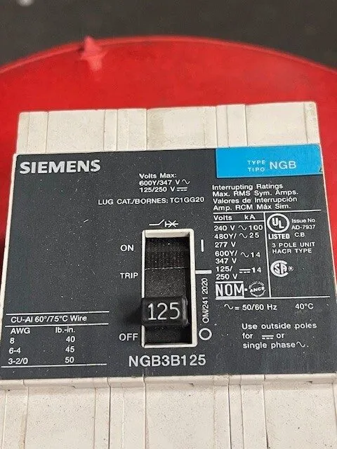 Автоматический выключатель TAKEOUT NTO Siemens NGB3B125 3pole 125amp 480V circui