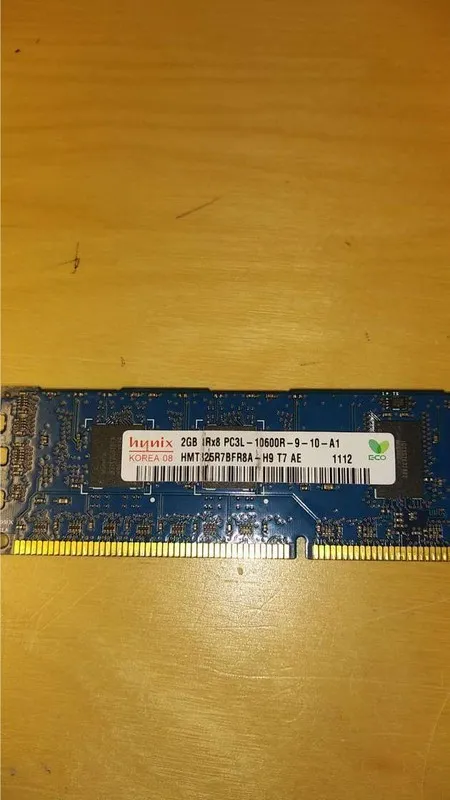 Модуль памяти HMT325R7BFR8A-H9 Hynix 2GB PC3-10600 DDR3-1333MHz ECC Registered C