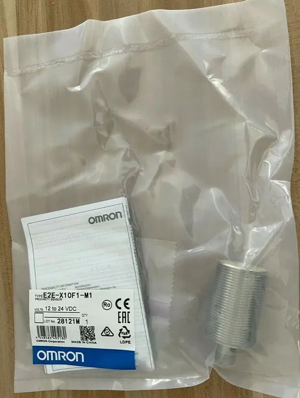 Датчик приближения E2E-X10F1-M1