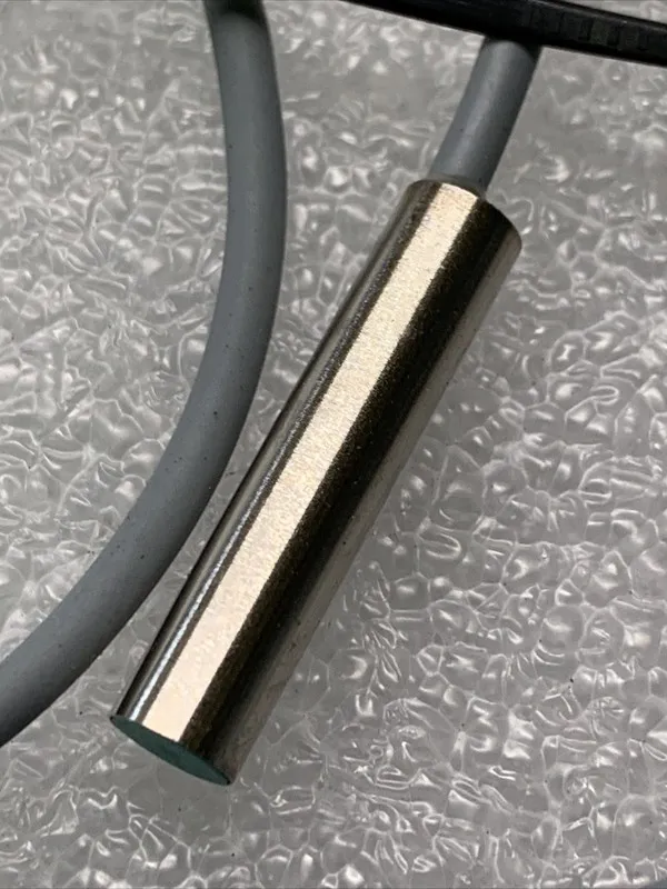 Датчик приближения PEPPERL+FUCHS NBB2-6,5M30-E2 050407 PROXIMITY SENSOR NSMP