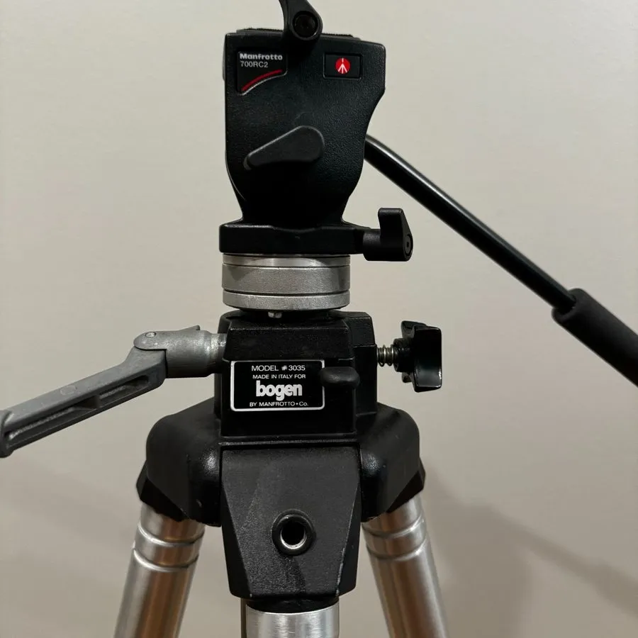 Оборудование видеонаблюдения MANFROTTO BOGEN #3035 PROFESSIONAL TRIPOD WITH MANF