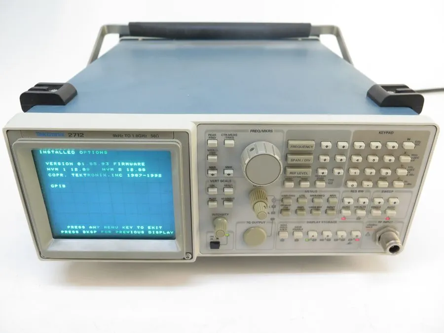 Анализатор спектра Tektronix 2712 Spectrum Analyzer 9khz to 1.8Ghz NR parts or r