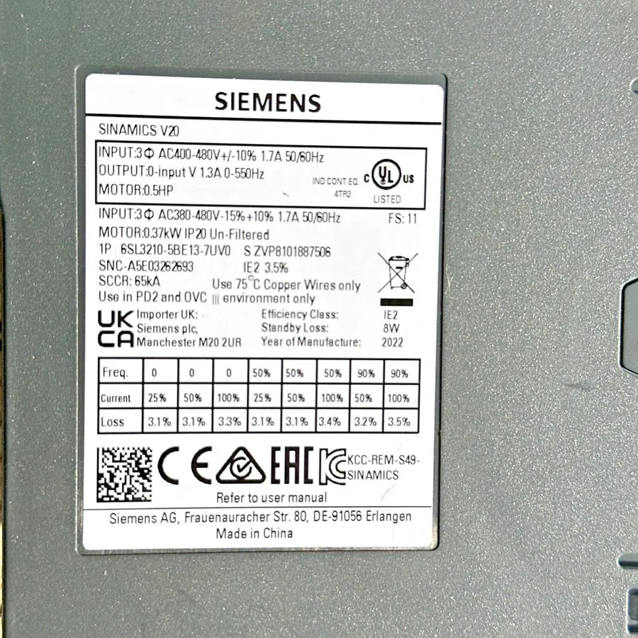 Частотный преобразователь SIEMENS SINAMICS 6SL3210-5BE13-7UV0 0.37KW 400VAC V20  — фото лота 2
