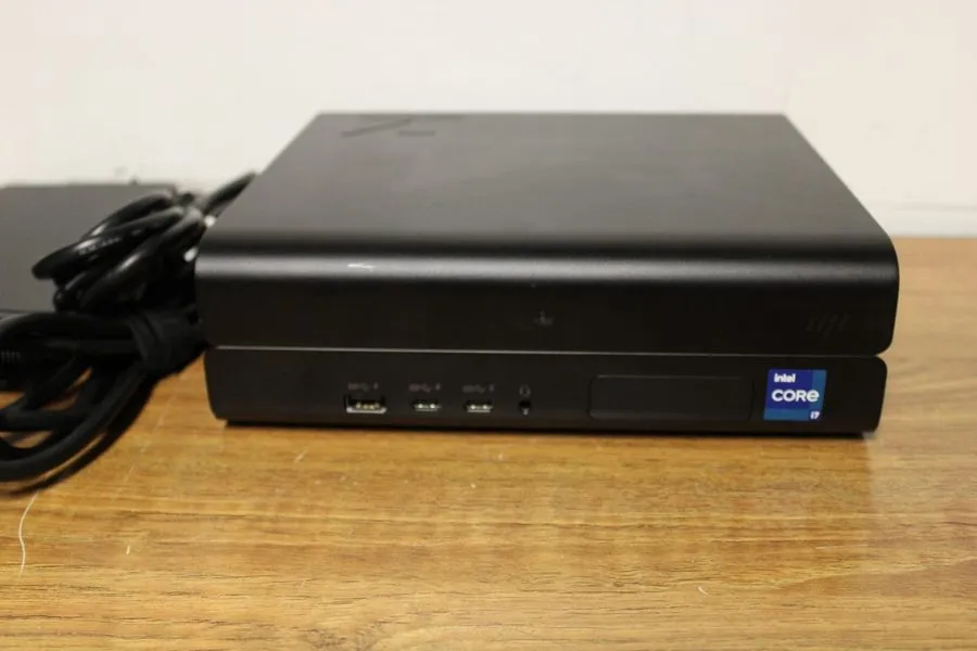 HP Z2 Mini G9 12-Core i7-12700 4.90Ghz 16Gb 512G NVMe Nvidia Quadro T1000 W11 GV