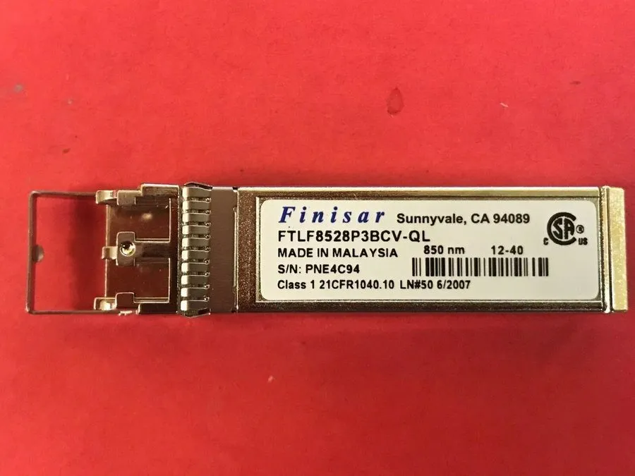 Трансивер FTLF8528P3BCV-QL Finisar 8.5Gbps 850nm SFP+ Transceiver Grade A