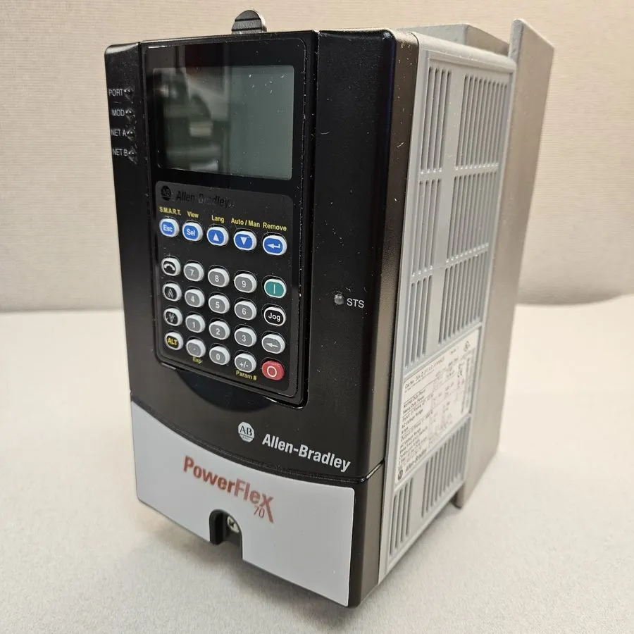 Частотный преобразователь Allen-Bradley PowerFlex 70 20AD2P1A0AYNNNC0 Adjust Fre — фото лота 1