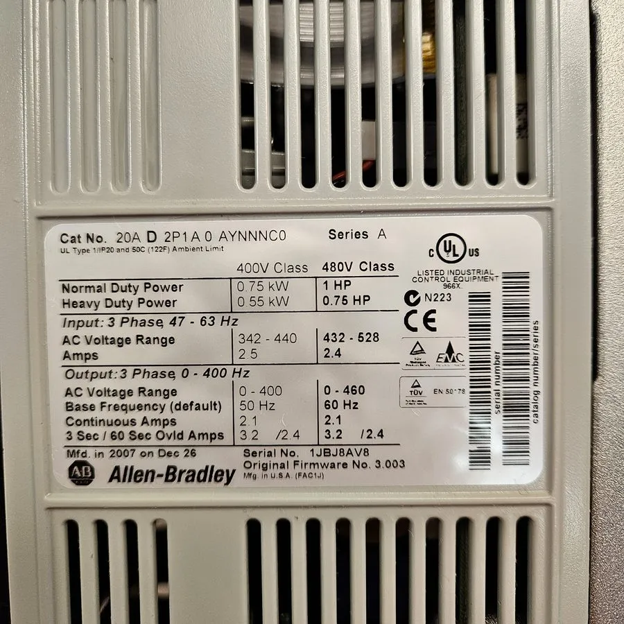 Частотный преобразователь Allen-Bradley PowerFlex 70 20AD2P1A0AYNNNC0 Adjust Fre — фото лота 2