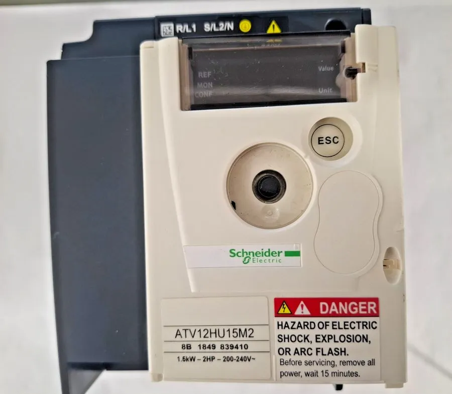 Частотный преобразователь Schneider Electric ATV12HU15M2 1.5kW 2HP Altivar AC Sp