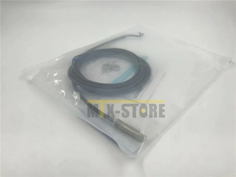 Датчик приближения Omron E2E-X4MD1 Proximity Sensor