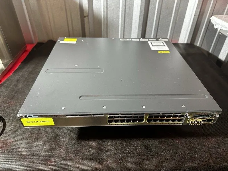 Коммутатор Cisco WS-C3750X-24P-E Catalyst 3750X 24 Port PoE IP Services
