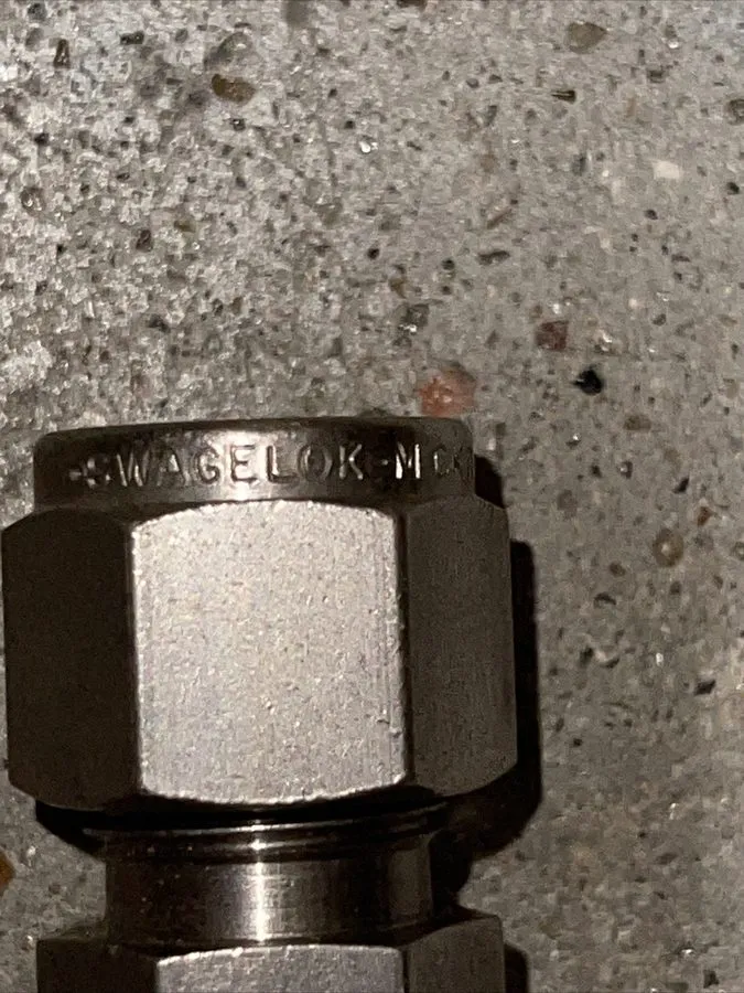 Фитинг Swagelok M-600-6 Alloy 400/R-405 Swagelok Tube Fitting FNSP — фото лота 2