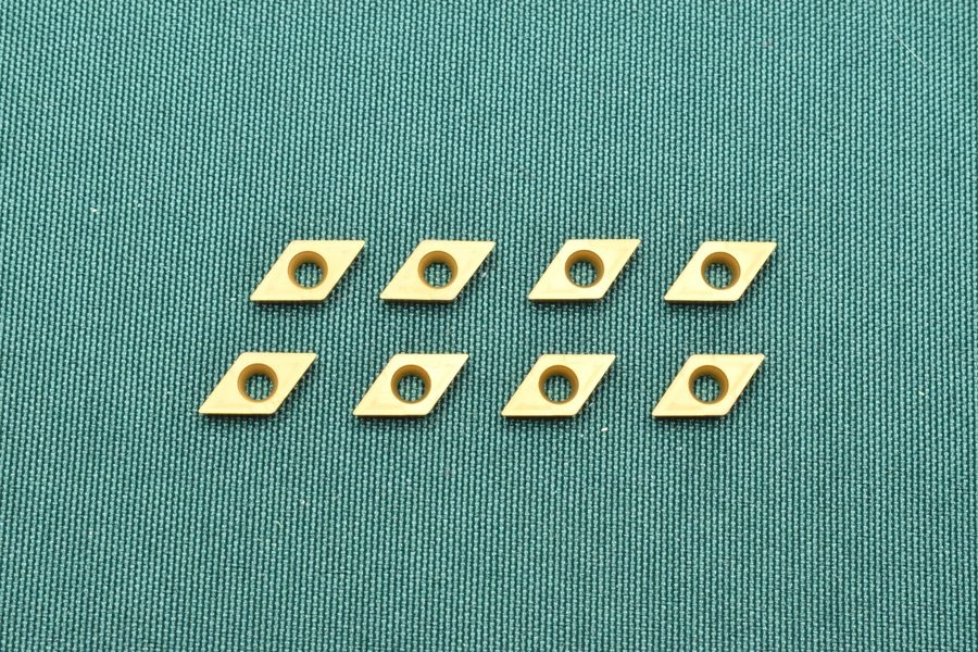 Режущий инструмент Iscar DCMT 070202 DCMT 2-0 IC9025 Carbide Insert