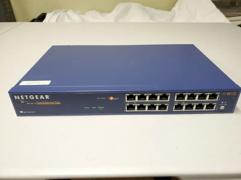 Коммутатор Netgear ProSafe JGS524v2 24-Port Gigabit Ethernet Switch — фото лота 1