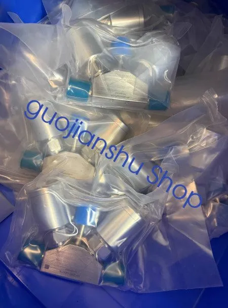Клапан Swagelok 6LVV-P1V222P-AA 3 Way Gas Valve