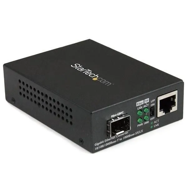 Медиаконвертер StarTech MCM1110SFP Gigabit Ethernet Fiber Media Converter w/ Ope