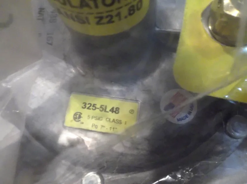 Трубопроводная арматура Maxitrol 325-5L48-66-Ng01 Gas Pressure Regulator, Natura
