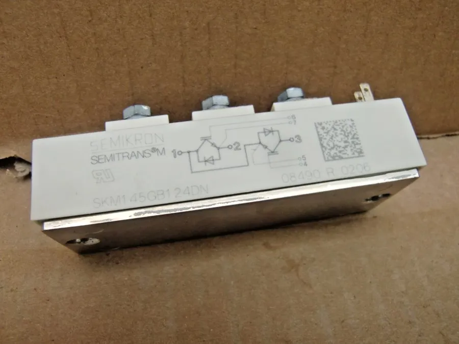 Силовой модуль SEMIKROM SEMITRANS-M IGBT MODULE, 145A, 1200V, PN: SKM145GB124DN.