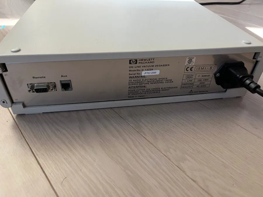 Хроматограф Agilent G1322A HPLC 4-CH Vacuum Degasser