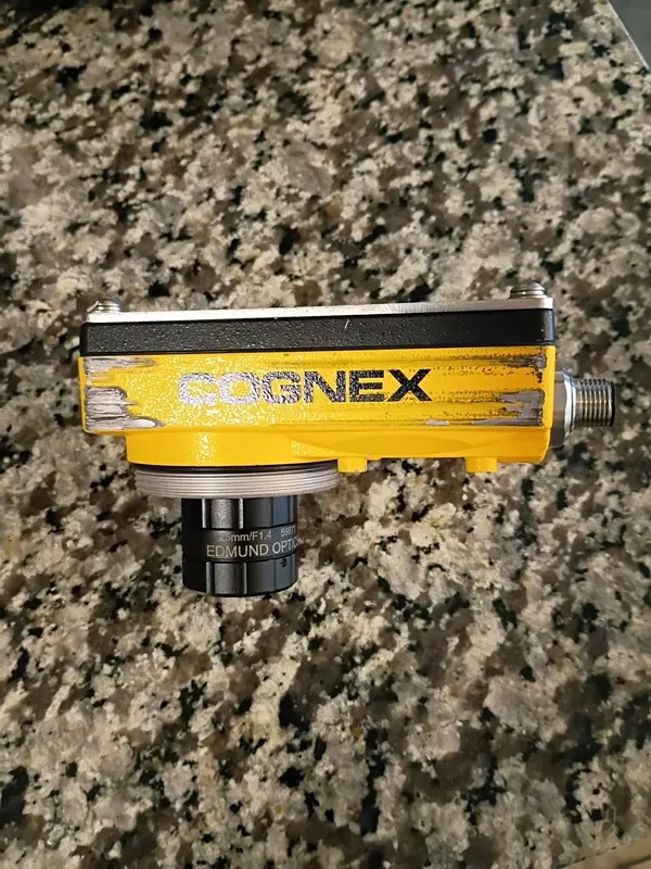 Камера машинного зрения Cognex Insight 1100 Color with PATMAX Micro Vision Camer — фото лота 1