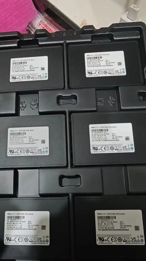 SSD-накопитель Samsung PM9A3 1.92TB U.2 SSD PCIE 4.0 NVME MZ-QL21T90 MZQL21T9HCJ