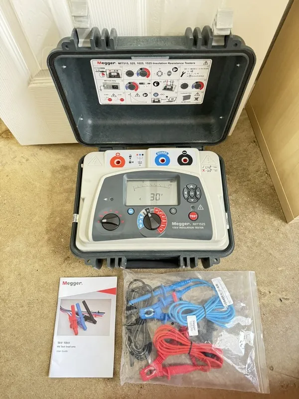 Тестер Megger MIT1525 15 kV High Voltage Insulation Resistance Tester — фото лота 1