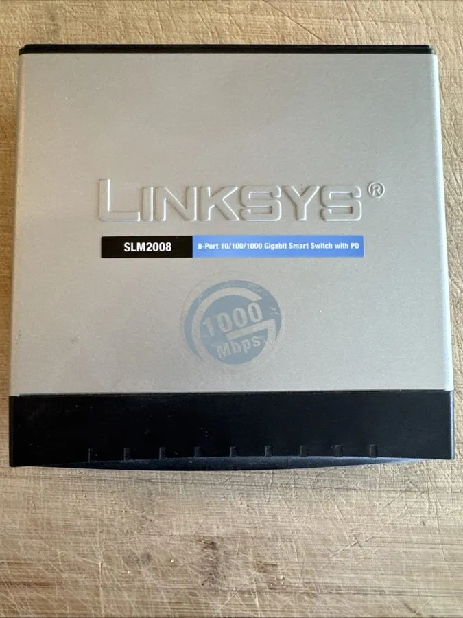 Коммутатор Linksys SLM2008 8 port 10/100/1000 gigabit smart swithc w/ pd — фото лота 1