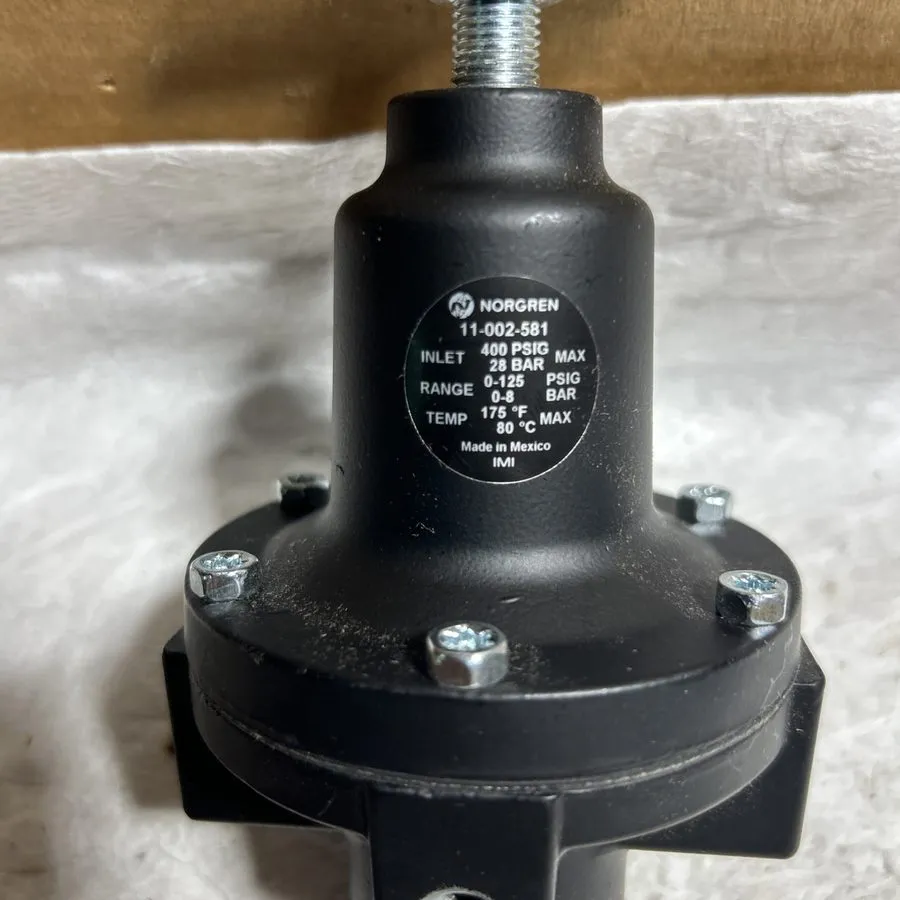 Фитинг NORGREN 11-002-581 Precision Pressure Regulator w/Brass Fitting & PSI Gau