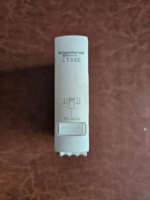 Реле защиты SCHNEIDER ELECTRIC LT3SE00M THERMISTOR PROTECTION RELAY VOLTAGE 220V — фото лота 4
