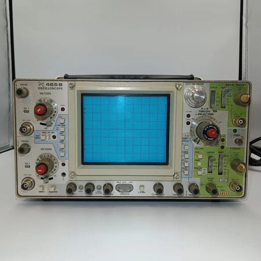 Осциллограф TekTronix 465B 100MHZ 2 Channel Oscilloscope W/ Pouch