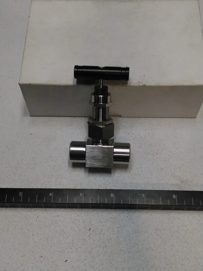 Клапан SS-3NBF4 Swagelok (Whitey) Union Bonnet Needle Valve, (LA09T)
