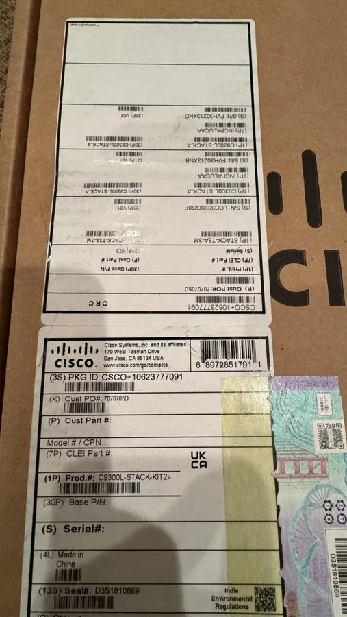 Коммутатор Cisco C9300L-STACK-KIT2 Network Stacking Module Kit Catalyst 9300L &  — фото лота 2