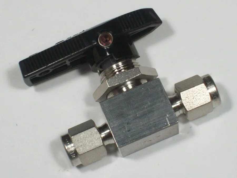 Клапан Swagelok SS-41GS2 ball valve
