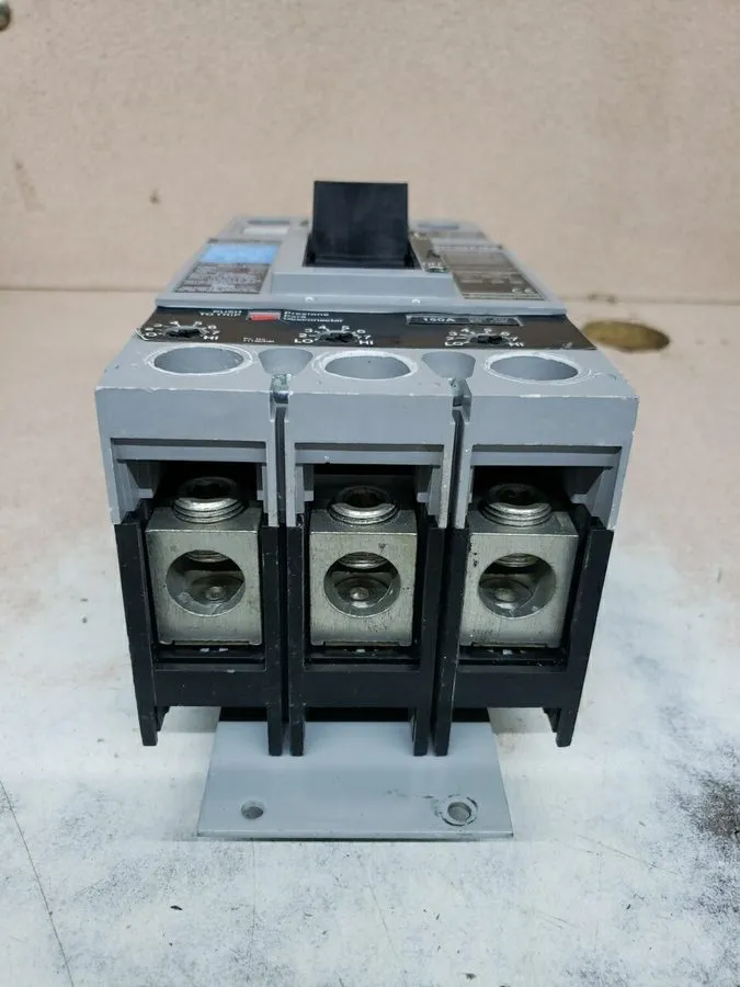 Автоматический выключатель Sentron Series Siemens FXD63B150 150 Amp 600Vac 3 Pol