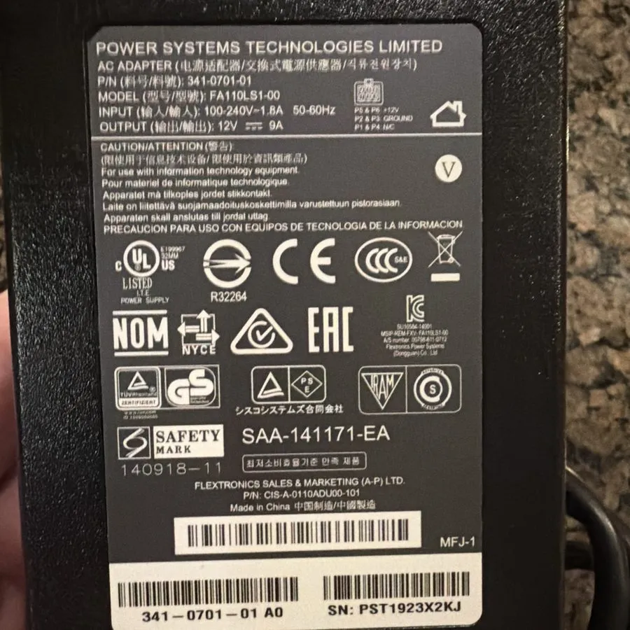 Маршрутизатор Cisco ISR 4321 Power Adapter FA110LS1-00 341-0701-01 12V 9A — фото лота 1