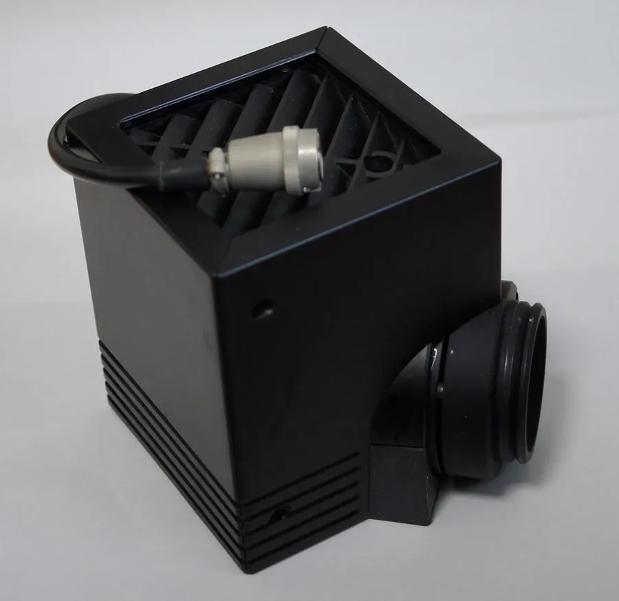 Микроскоп Olympus U-LH100 12V 100W Microscope Halogen Lamp House Made in Japan