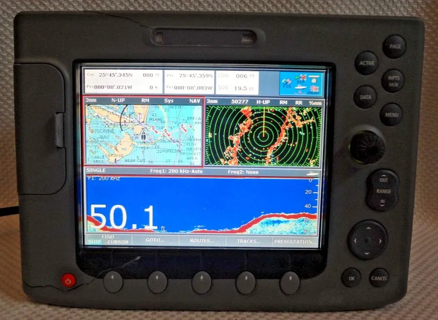 Картплоттер Raymarine E80 E02011 MFD Chartplotter Fishfinder Radar Sonar Classic