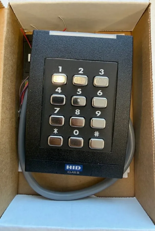 Клавиатура HID iCLASS SE RK40 Keypad er 921NTPNEK000FB — фото лота 2