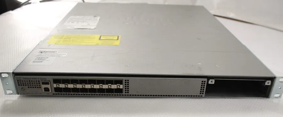 Коммутатор Cisco 4500-X WS-C4500X-24X-ES 24x 10GB SFP+ Front-Back Airflow No Fan