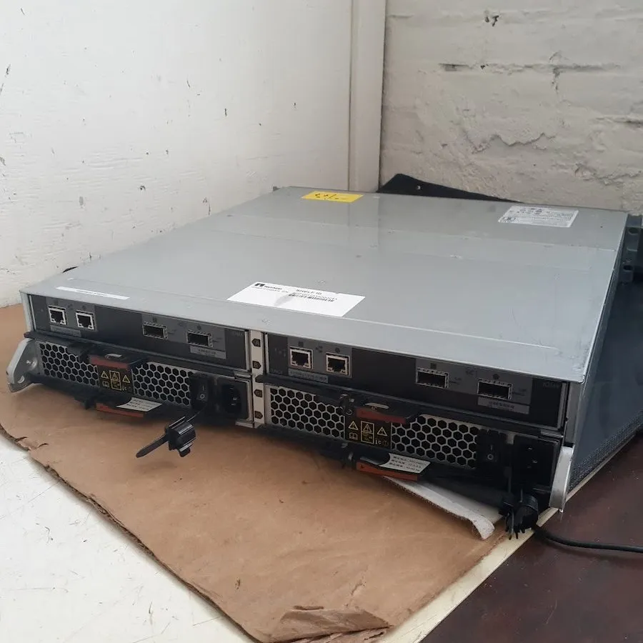 Дисковая полка NetApp DS2246 24-Bay 2.5" SAS Disk Shelf NAJ-1001 w/ IOM6 & Caddi
