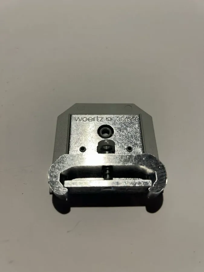 Клеммник Allen Bradley 1492-EAH35 End Anchors
