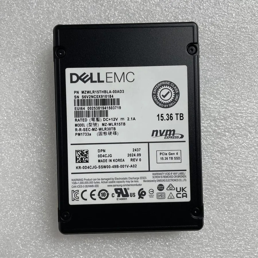 SSD-накопитель Samsung PM1733A 15.36TB DELL SSD 2.5" U.2 NVME PCIe Gen 4 MZWLR15