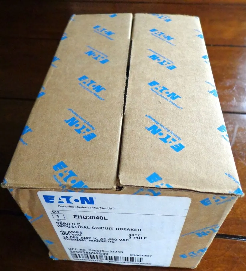 Автоматический выключатель EATON CUTLER HAMMER EHD3040L CIRCUIT BREAKER ED14K 40