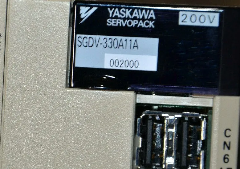 Сервопривод SGDV-330A11A Yaskawa 32.9A 230V 7.5HP Servopack -SA