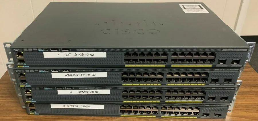Коммутатор Cisco WS-C2960X-24TD-L 24 Port Gigabit 2x 10G SFP LAN Base Switch