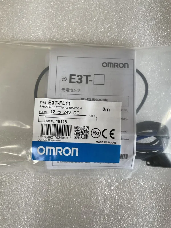 Фотоэлектрический датчик OMRON Optical Fiber Sensor E3T-FL11 2M E3T1223M
